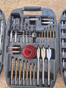 Drill bit set