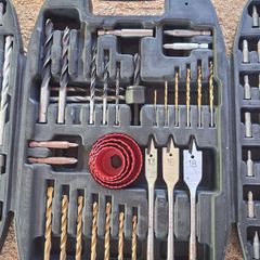 Drill bit set