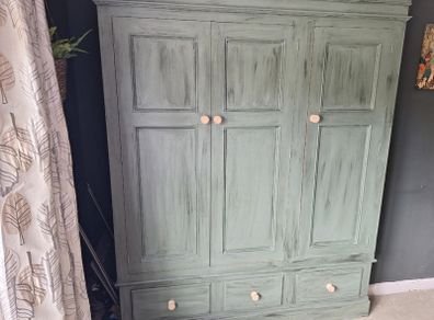 Solid pine wardrobe and drawers