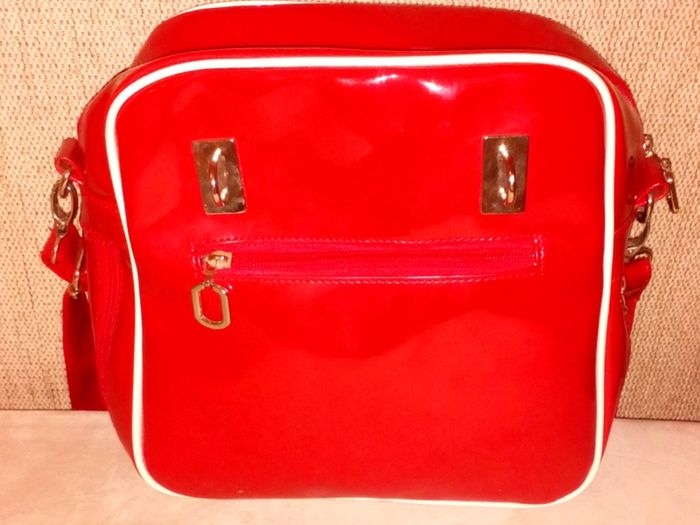 Retro Style Handbag