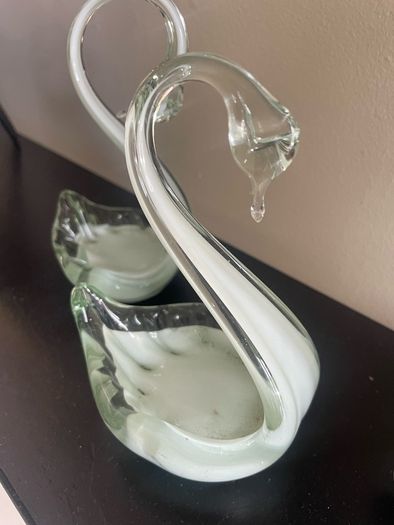 Beautiful Pair of Handblown Glass Swans