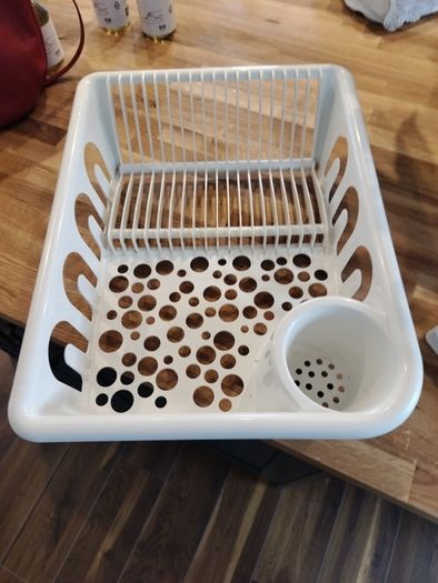 Dish rack