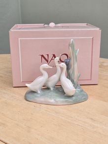 Brand New NAO By Lladro Goose Group Figurine