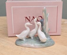 Brand New NAO By Lladro Goose Group Figurine