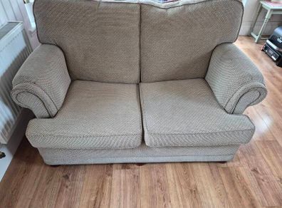 2 seater couch/sofa