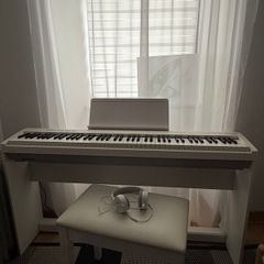 Roland FP-30X Digital Piano White Perfect Condition