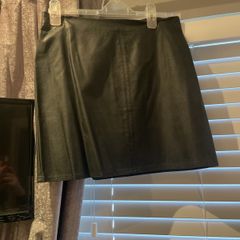 Mini faux leather skirt