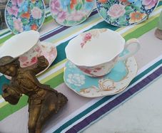 porcelain cups and saucers
