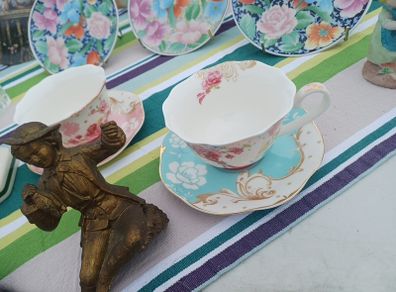 porcelain cups and saucers