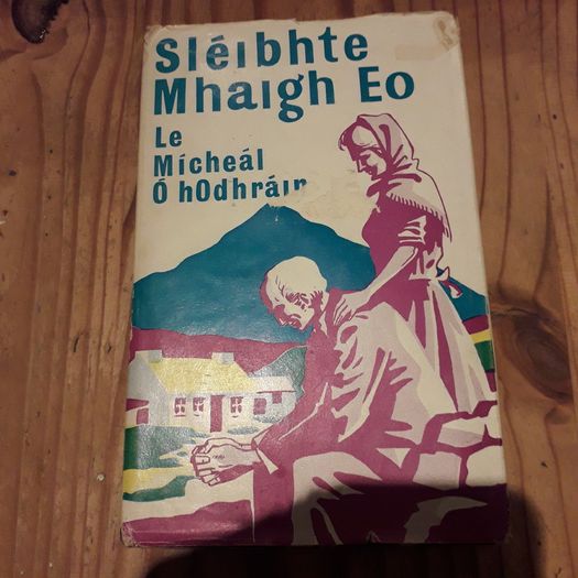 Irish Book Sleibhte Mhaigh Eo