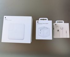 Apple Accessories sealed