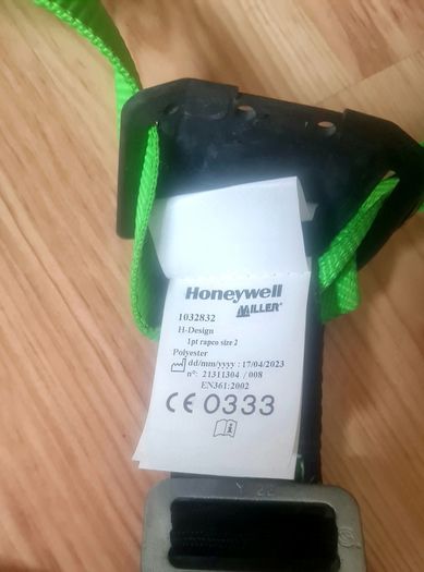 Honeywell Miller H-Design 1 Point Harness Mating Buckles - Size 2.  Plus Lanyard LIKE NEW
