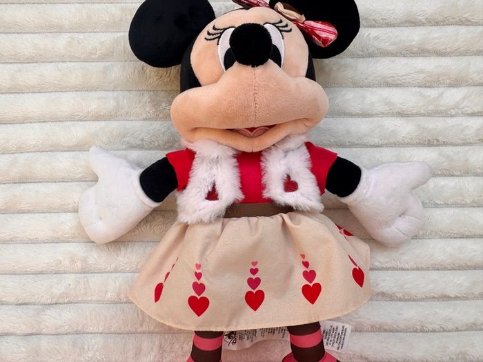 Disney Minnie Mouse Sweetheart Plush Valentine Day approx. 40 cm. Used Please see photos
