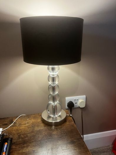 2 x bedside lamps