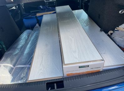 Quality Wood Flooring - 12mm AC5 White Laminate