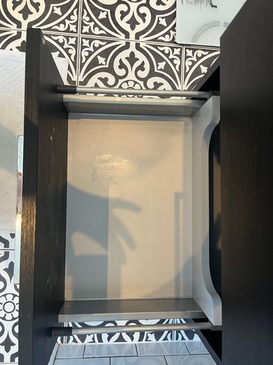 Bathroom vanity