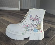 Bershka Hello Kitty boots (size EU 39/ UK6)