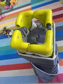 travel cot very good condition