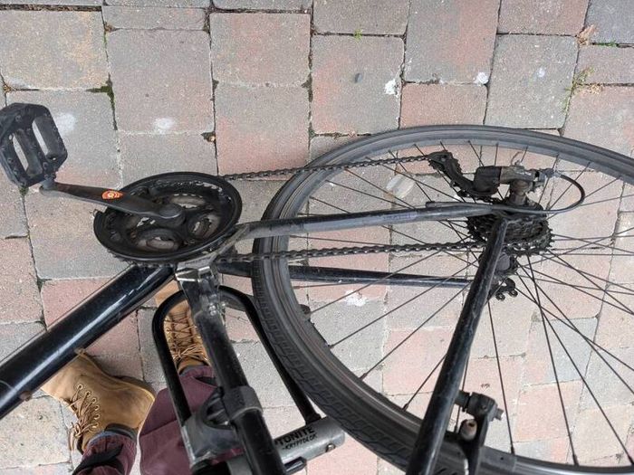 Freesprint City Hybrid Bike with Kryptonite Lock