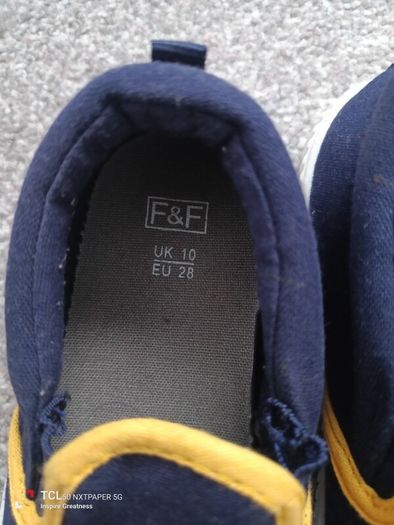 New.boy's shoes. Size 10/28