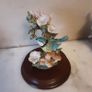 3 Figurines Image 3