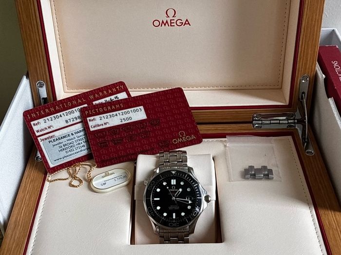 Omega Seamaster Diver Black non wave/ ceramic bezel full set