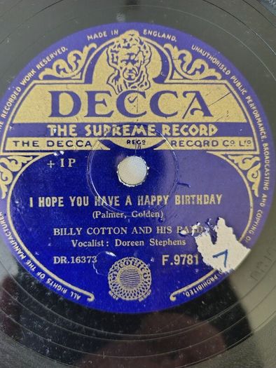 6 Gramophone Records.  Various labels.