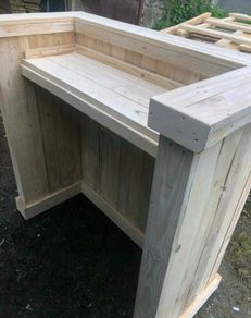 Reception desk