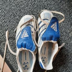 Football boots (Adidas Predators)