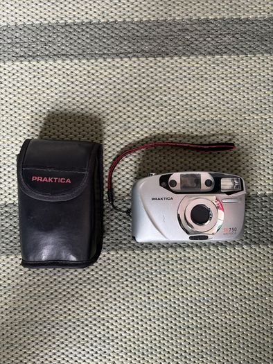 Praktica SK 750 35mm Film Camera