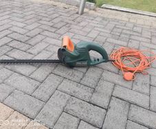 Black and Decker Hedge trimmer