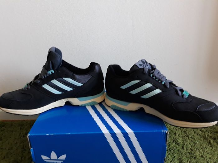 Adidas ZX 4000 Torsion UK-8/EUR-42 EE4763 Core Black/Ice Mint/Carbon-2019