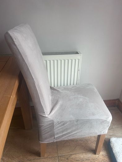 Extendable kitchen table with 6 Chairs