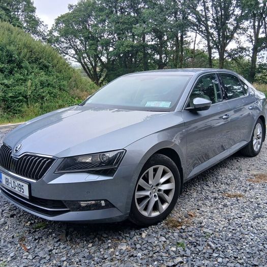 Skoda Superb Style 2018 1.6L Diesel  with tow bar