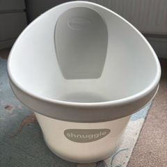 Shnuggle Baby Bath
