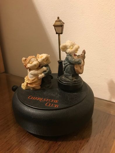Charleston Club Musical Dancing Mice