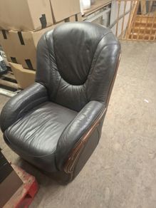 leather chair