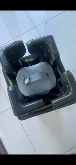 Baby travel cot