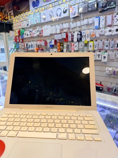 macbook 13 early 2009