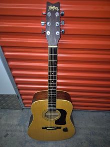 Washburn D8 Dreadnought Acoustic Guitar