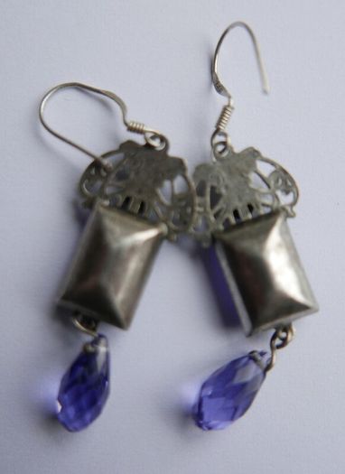 Vintage Sterling Silver 925 Dainty Violet Crystal and Silver Earrings 8,8g