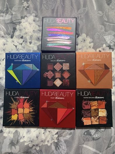 Huda beauty obsession eye shadow palette