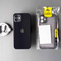 iPhone 12 Three network