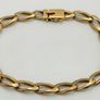 A 9K Yellow Gold Twist Curb Gents Bracelet. 22cm. 23g Image 2
