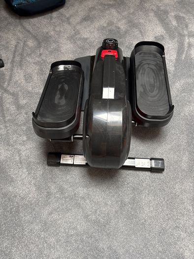 Mini Under-Desk Elliptical Stepper - Magnetic Tension 1-8 - With Monitor
