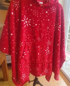 Super Soft Leigh Tucker Hooded Poncho Blanket