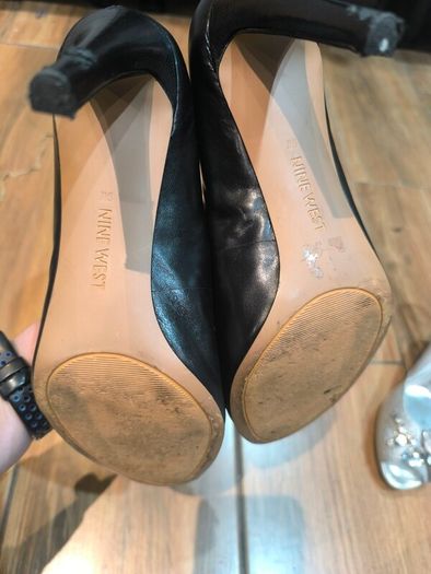 Nine West Black Leather Bow Peep Toe Heels