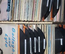 Vinyl mystery box (Three random albums 10 euro)