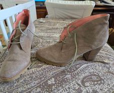 ankle boots