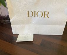Dior gift wrapping